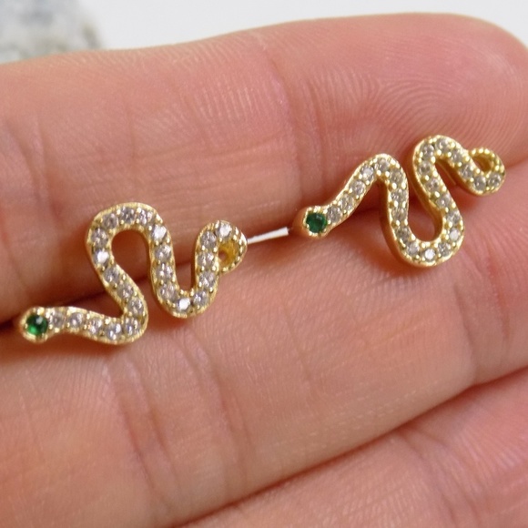 Jewelry - gold snake ear climbers ear crawlers ear cuff